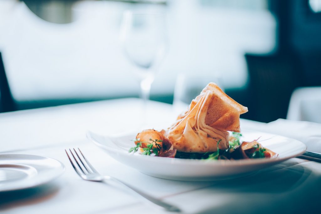 dish-918613_1280